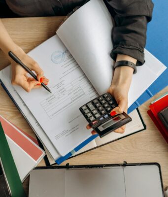 How Certified Public Accountants Help You Plan For The Future CPA