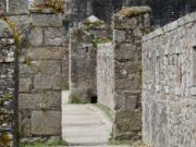 Incorporating Rock-Retaining Walls into Your Landscape Design Rock Retaining Walls